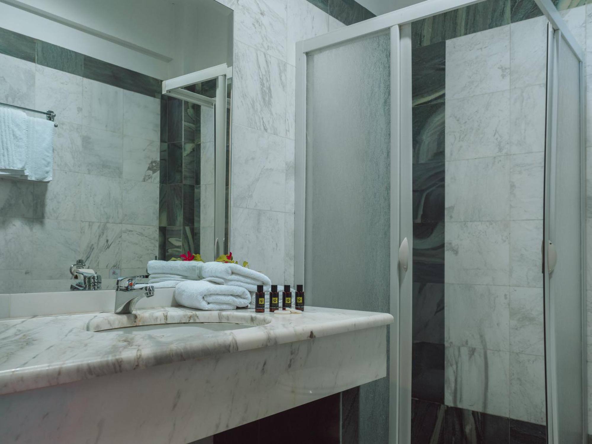 Studio with Pool View,1539935356:JPEG